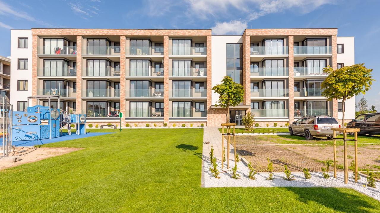 Apartament Z 1 Sypialnia Retro Deluxe 60 F Perlowa Przystan - Holiday City Колобжег Экстерьер фото